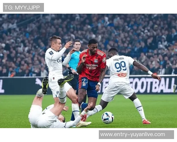 巴黎FC与洛里昂的激烈对决揭示法甲新赛季的竞争格局